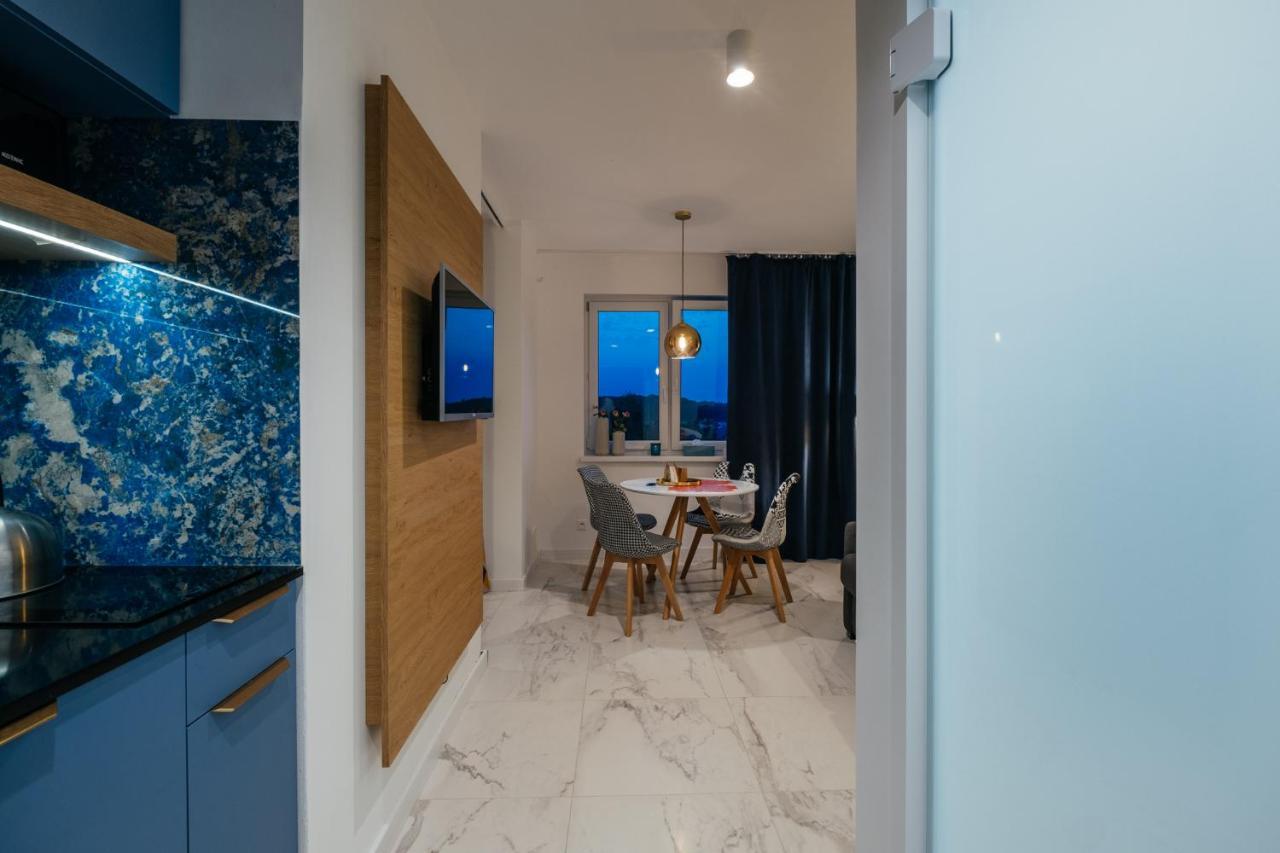 Bluemint Debina Apartamenty Przy Plazy Bagian luar foto